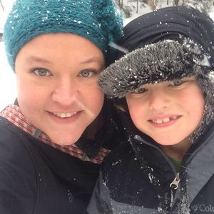 Meet your Posher, Lora